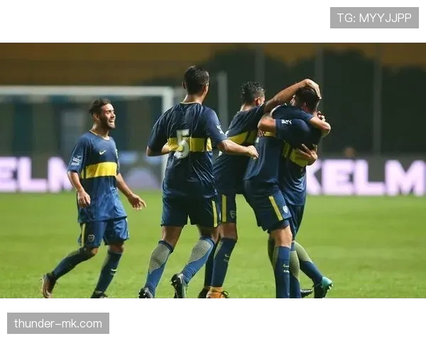 凯泽关键球员状态回暖，助球队逆转取胜