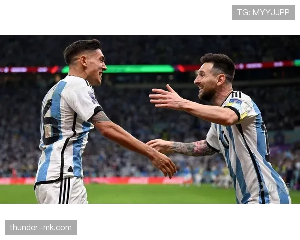 莫利纳精彩交叉传中展现出色传球能力，助力球队获得胜利