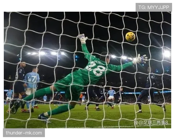 切尔西关键比赛表现波动，对赛季争冠形势形成直接影响